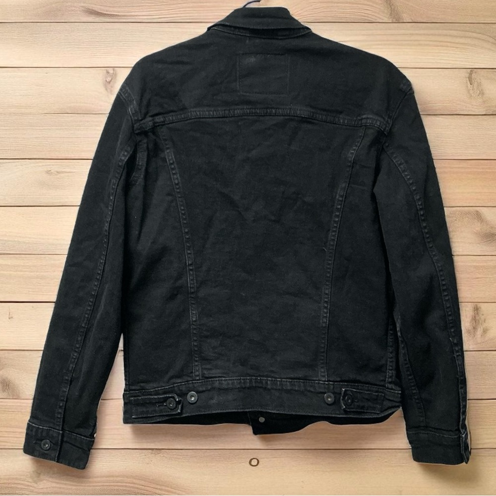 Levi's Classic Black Denim Jacket for Men - Picture 7 of 7